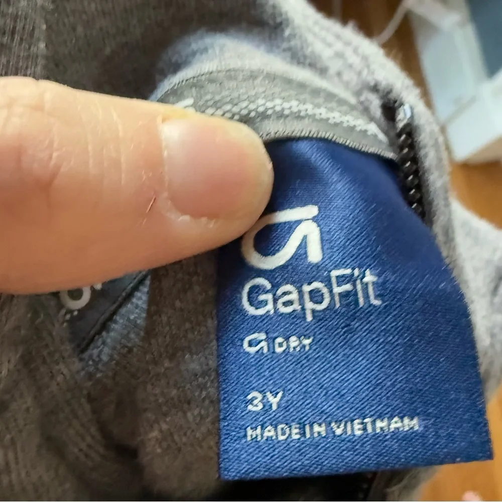 GapFit Zip Up Hoodie - Size 3T
